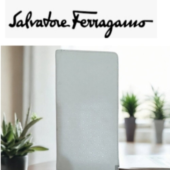 Salvatore Ferragamo Long Bill Compartment Leather Used Auth IY-660440 - Picture 2 of 12